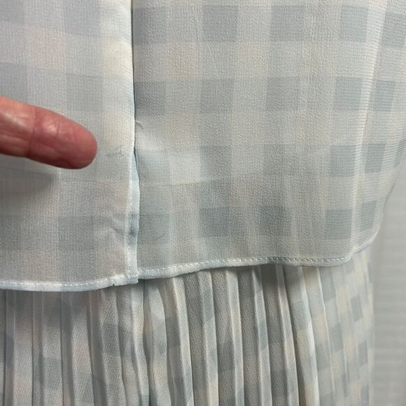 Ann Taylor Gorgeous Pleated Dress NWT SIZE 8 - Picture 8 of 12